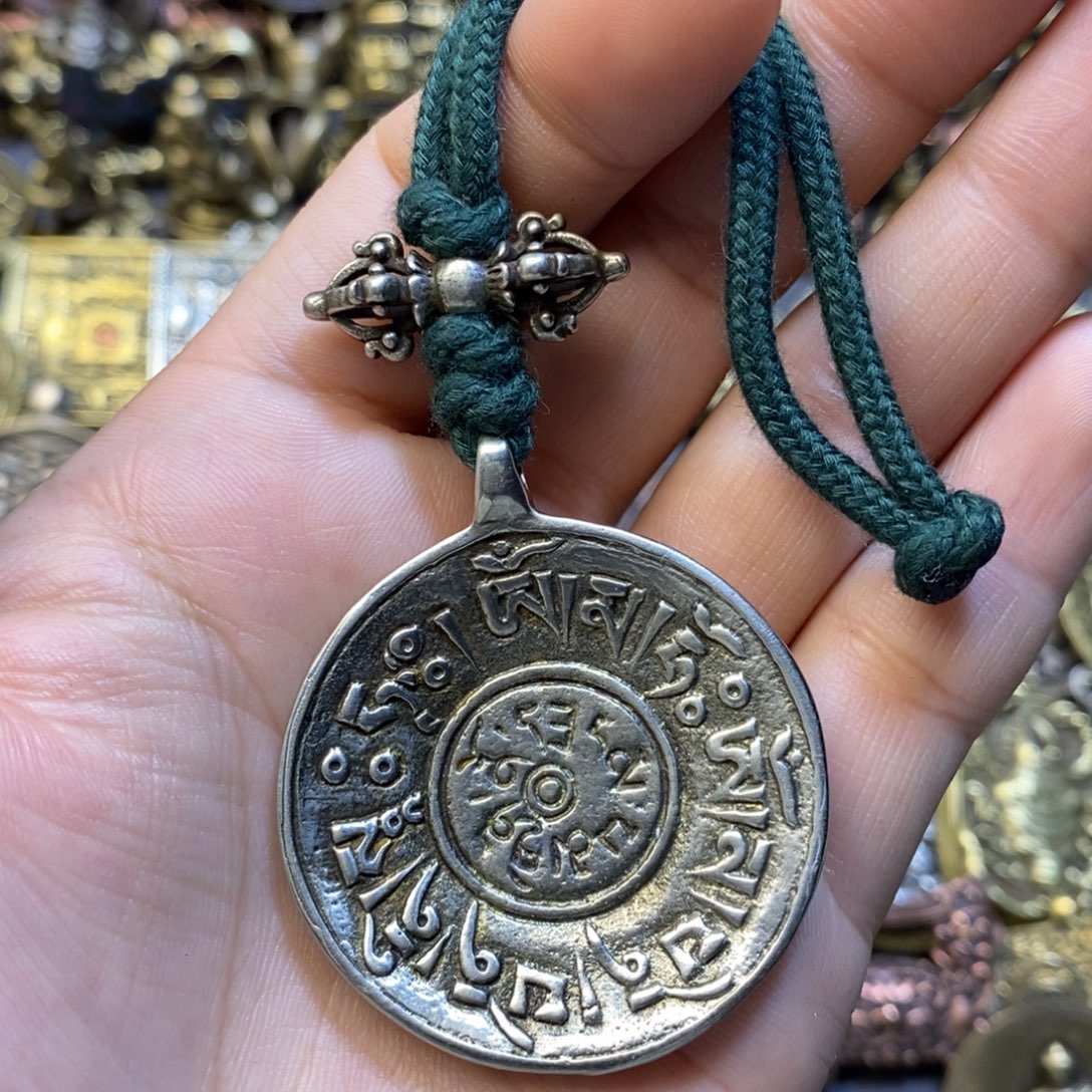 藏式噶玛巴千诺牌子