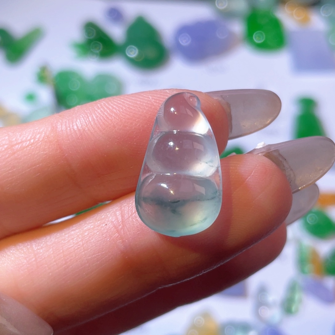 翡翠颈饰未镶嵌裸石