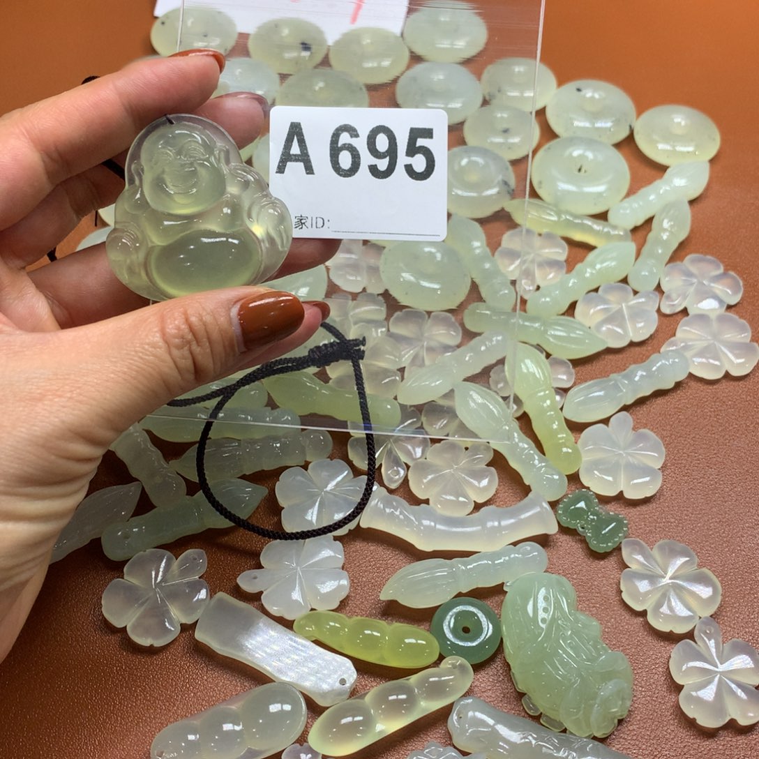 圆***蓓蛇纹石玉未镶嵌岫玉