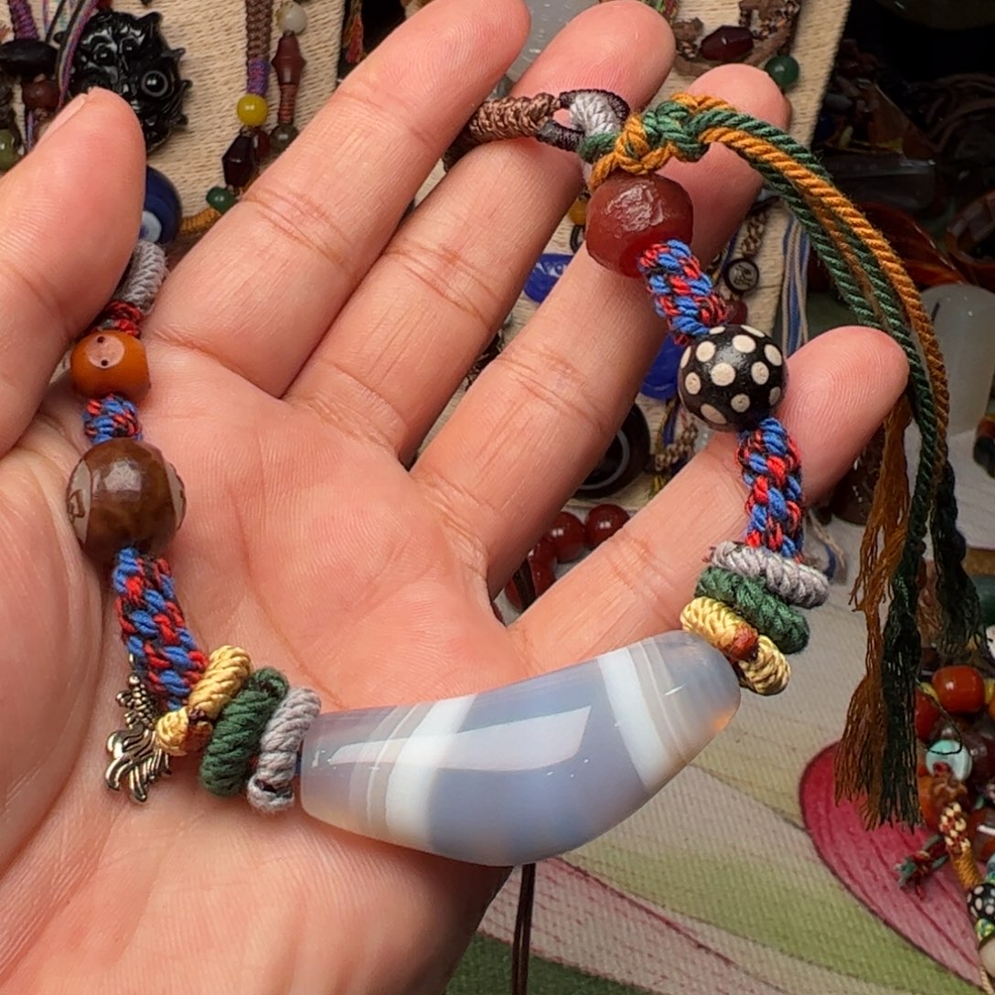 玛瑙/玉髓颈饰未镶嵌