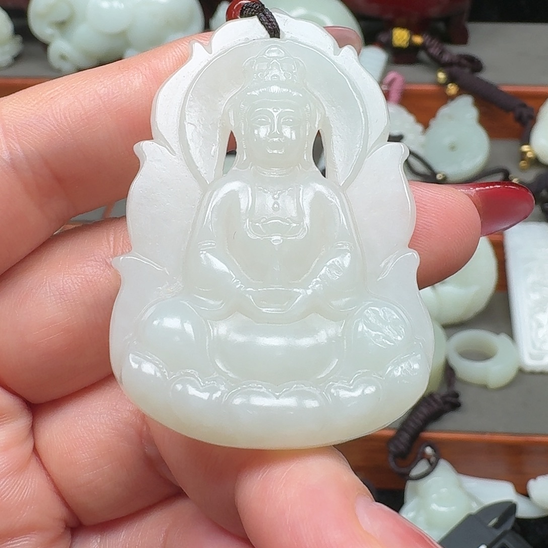 悠***叔和田玉未镶嵌挂件