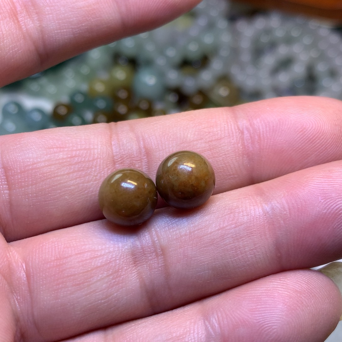 翡翠散珠卡10珠子一对