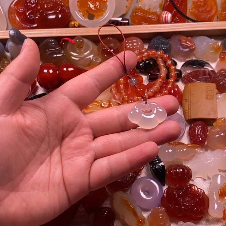玛瑙/玉髓未镶嵌颈饰