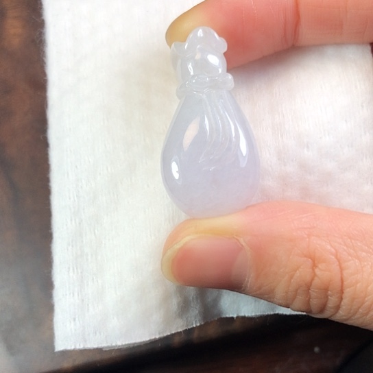 翡翠未镶嵌颈饰缅甸A货，每天下午1点半开播