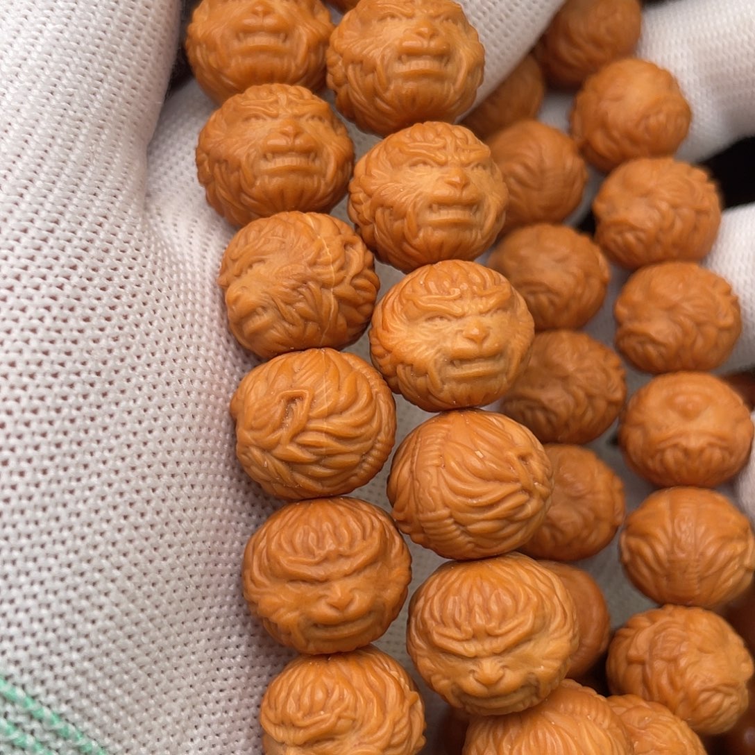 烦***人吊坠猴头核桃大圣