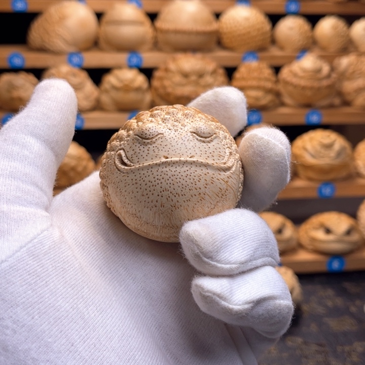 竹根雕纯手工制作的