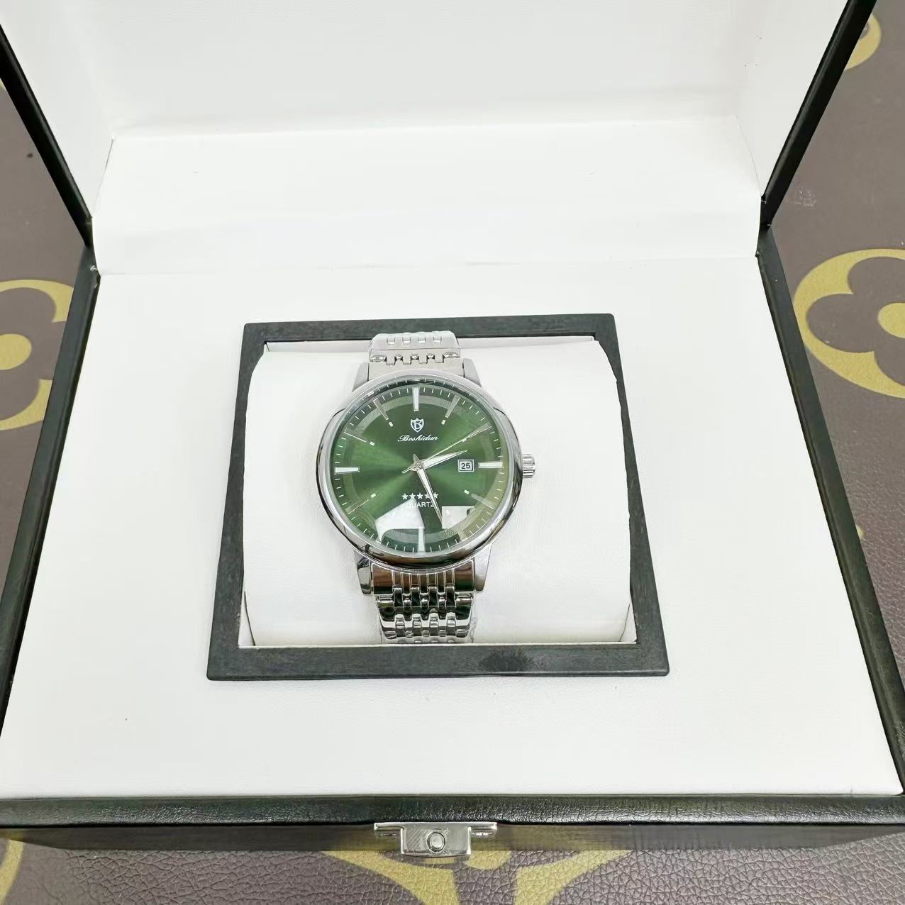 【五星】时尚休闲百搭五星绿盘强夜光日历精钢防水男表9127G专属