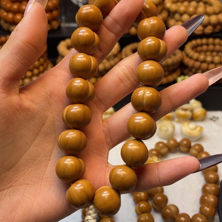 ~***~手串猴头核桃微瑕屁桃猴头核桃