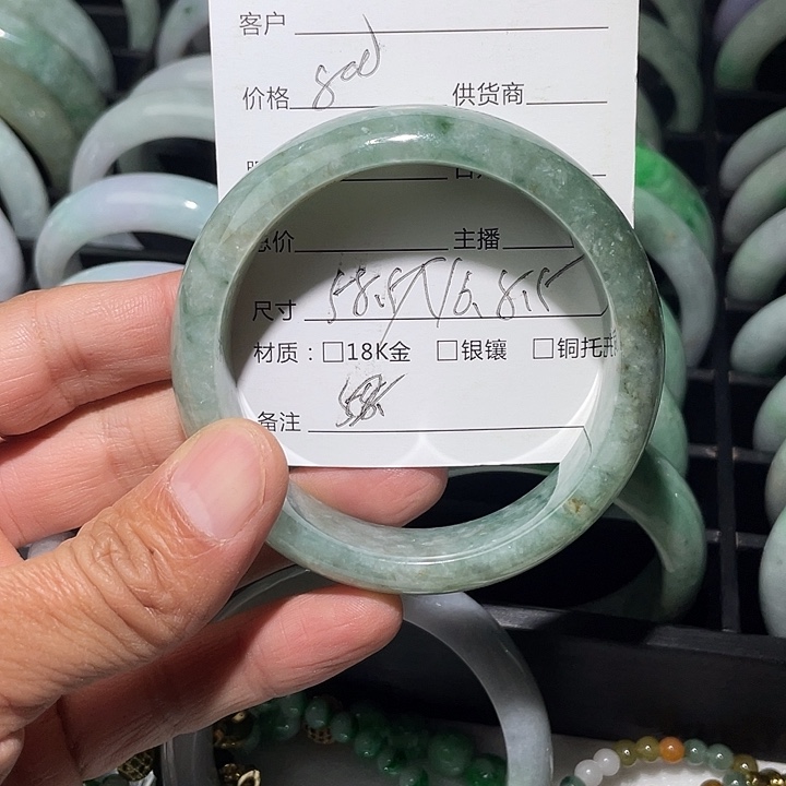 定制翡翠未镶嵌缅甸天然翡翠A货手镯