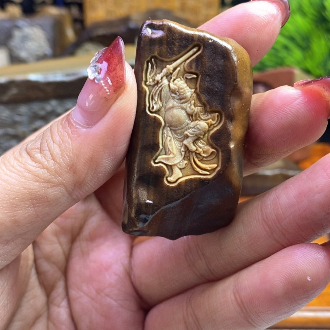 戈壁石24886255666558