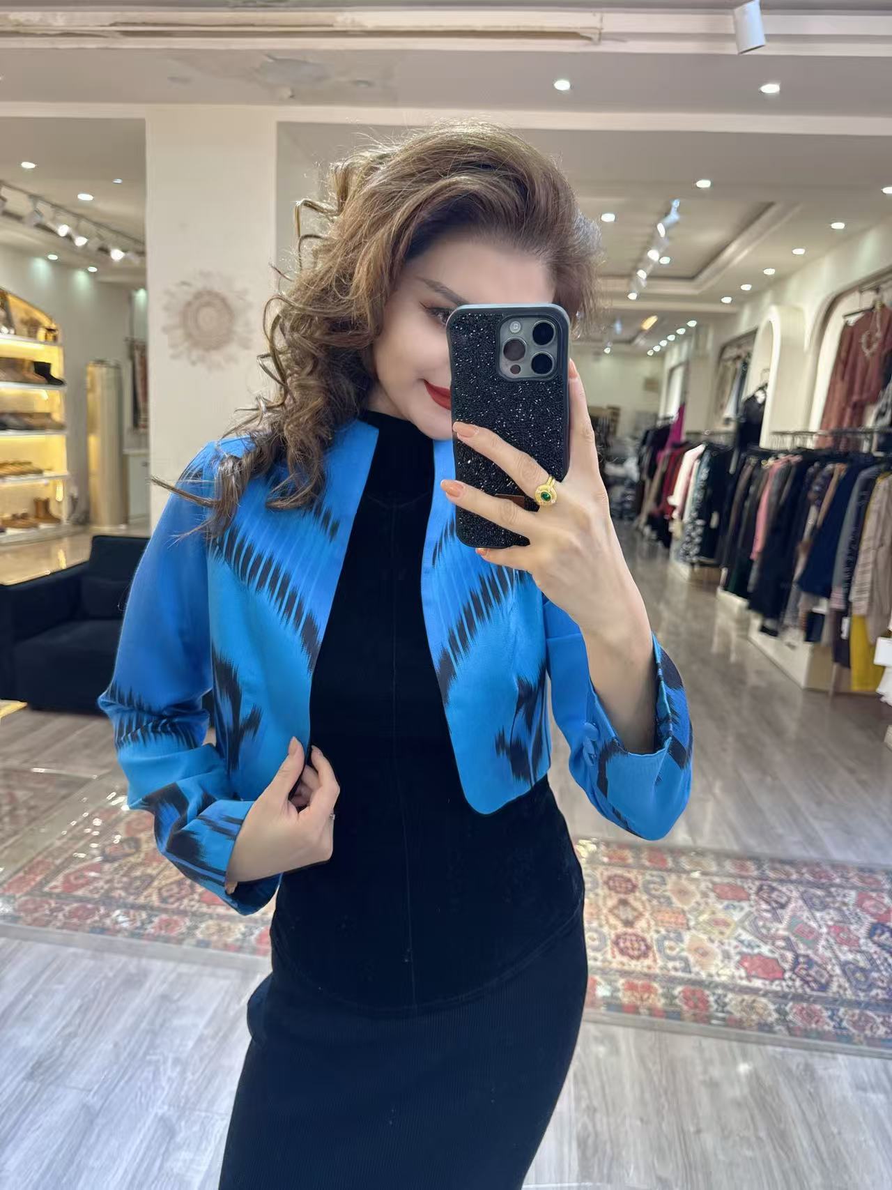 2025年原创设计民族风格艾特莱斯韩版时尚长袖短款女款小外套