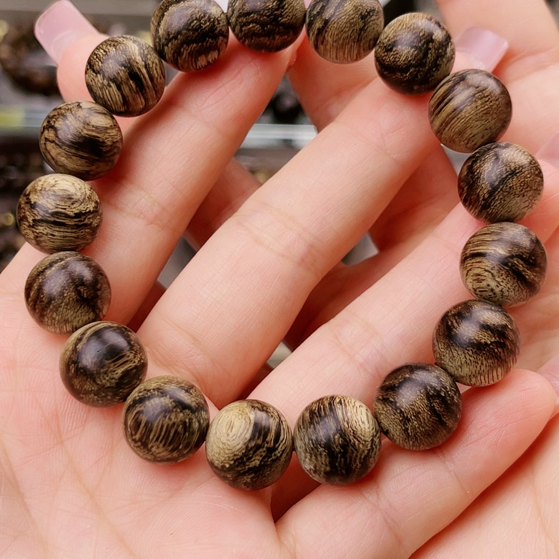 沉香手串青*越南芽庄老白棋玉化老料满樱子瘤疤虎斑纹1.2