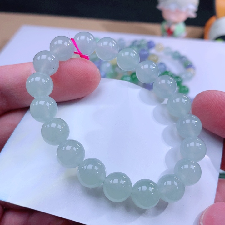 翡翠手链未镶嵌翡翠