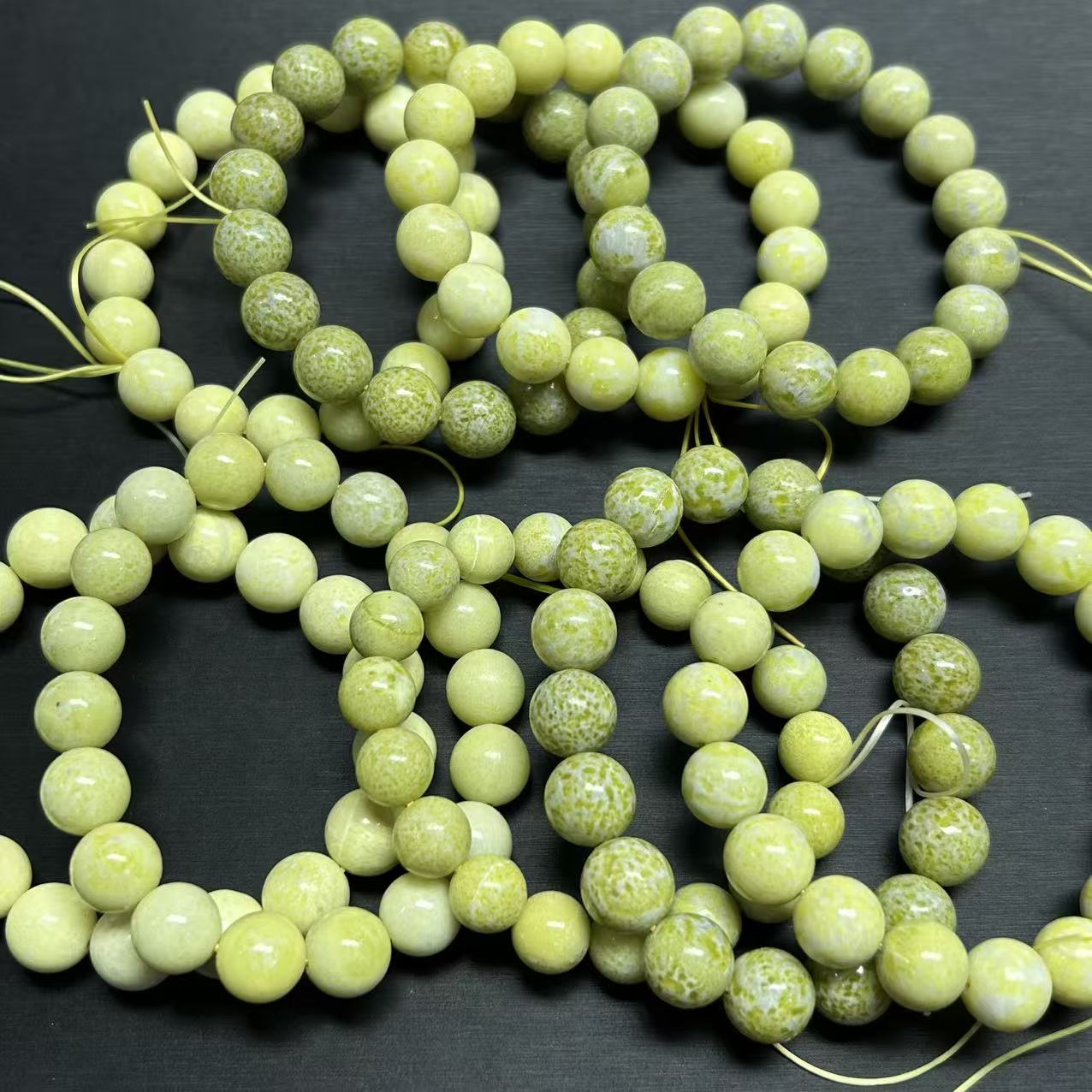 32001795南非老矿果绿舒圆珠手串（多样性发其一）246