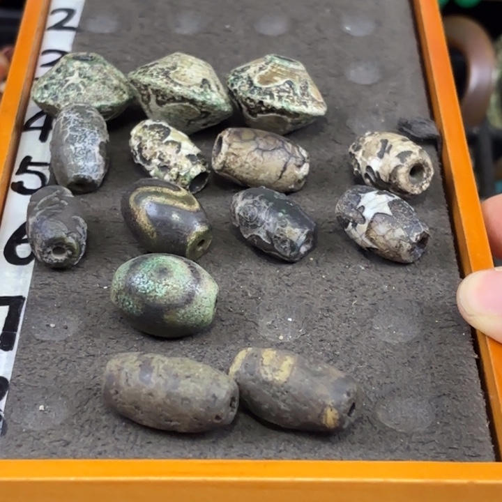 阿***）未镶嵌颈饰玛瑙/玉髓