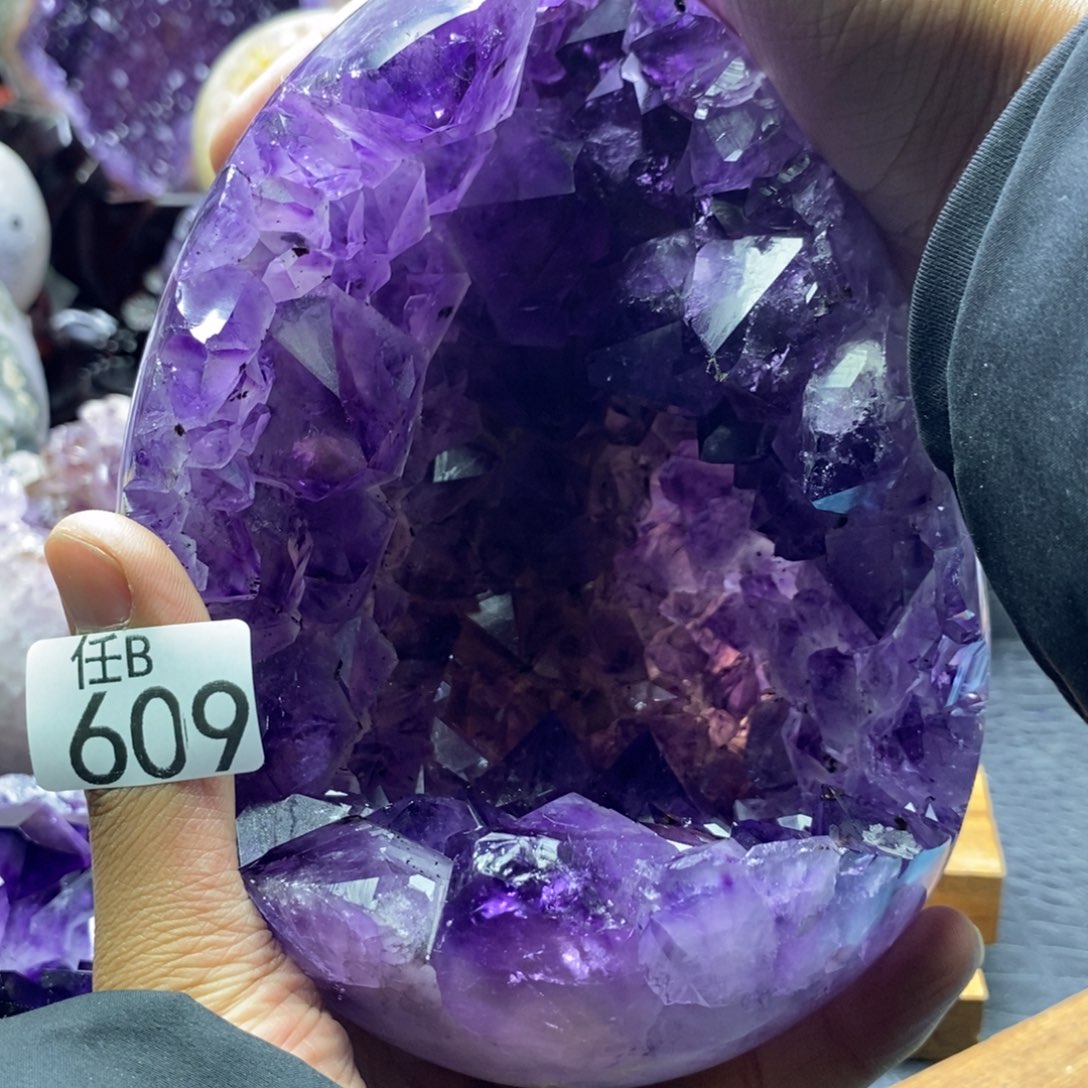 水晶大型摆件（非配饰）未镶嵌