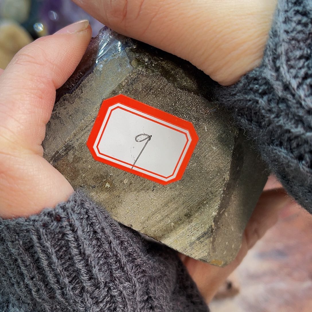 水晶随形摆件未镶嵌