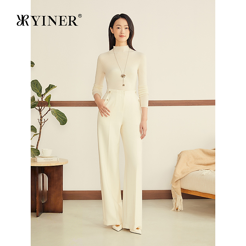 YINER音儿2025冬季新款法式舒柔羊毛混纺亮丝半高领针织衫套头