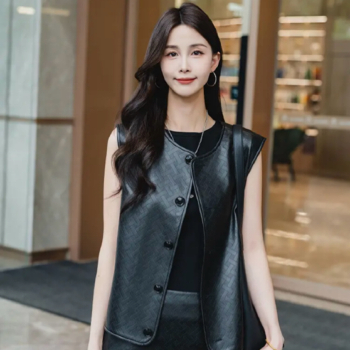 GIRDEAR/哥弟小众轻奢设计感简约高腰显瘦时髦短裙120021