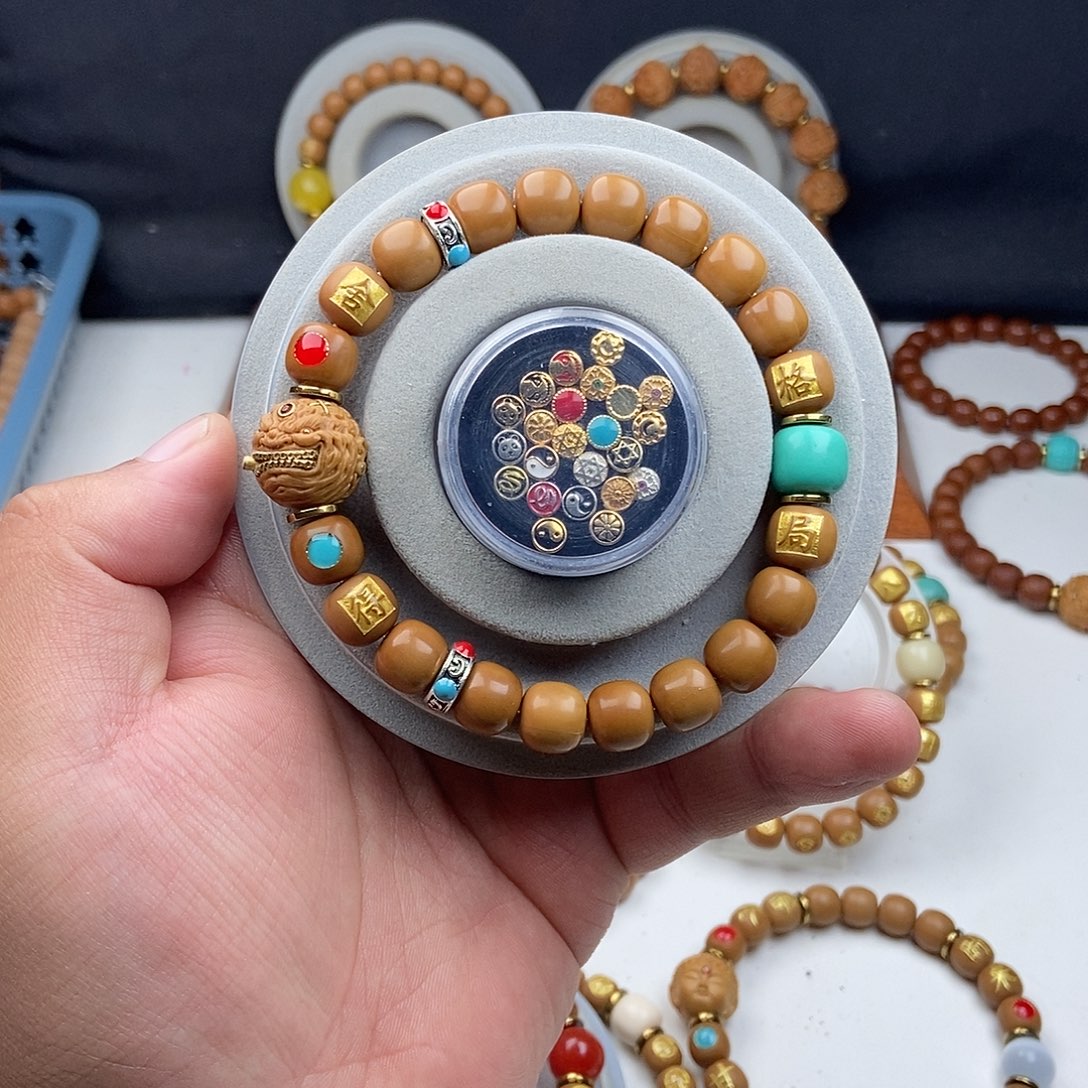 浪***哥猴头核桃吊坠老型