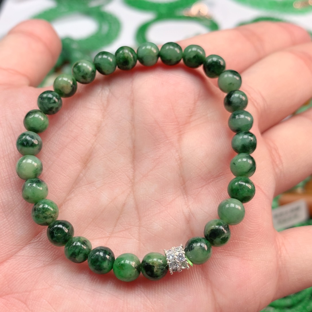 翡翠手链未镶嵌翡翠