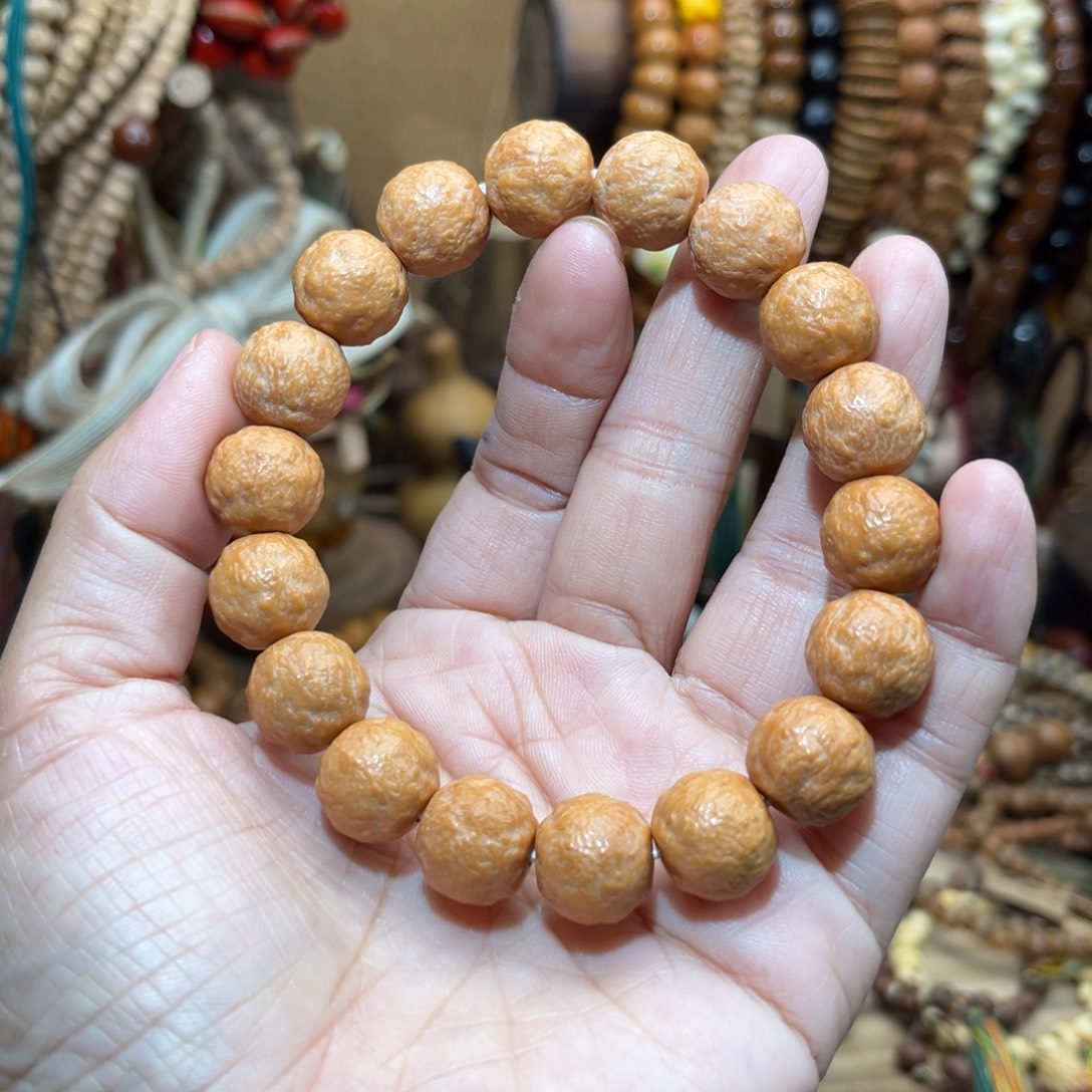 奶****草珠菩提吊坠菩提