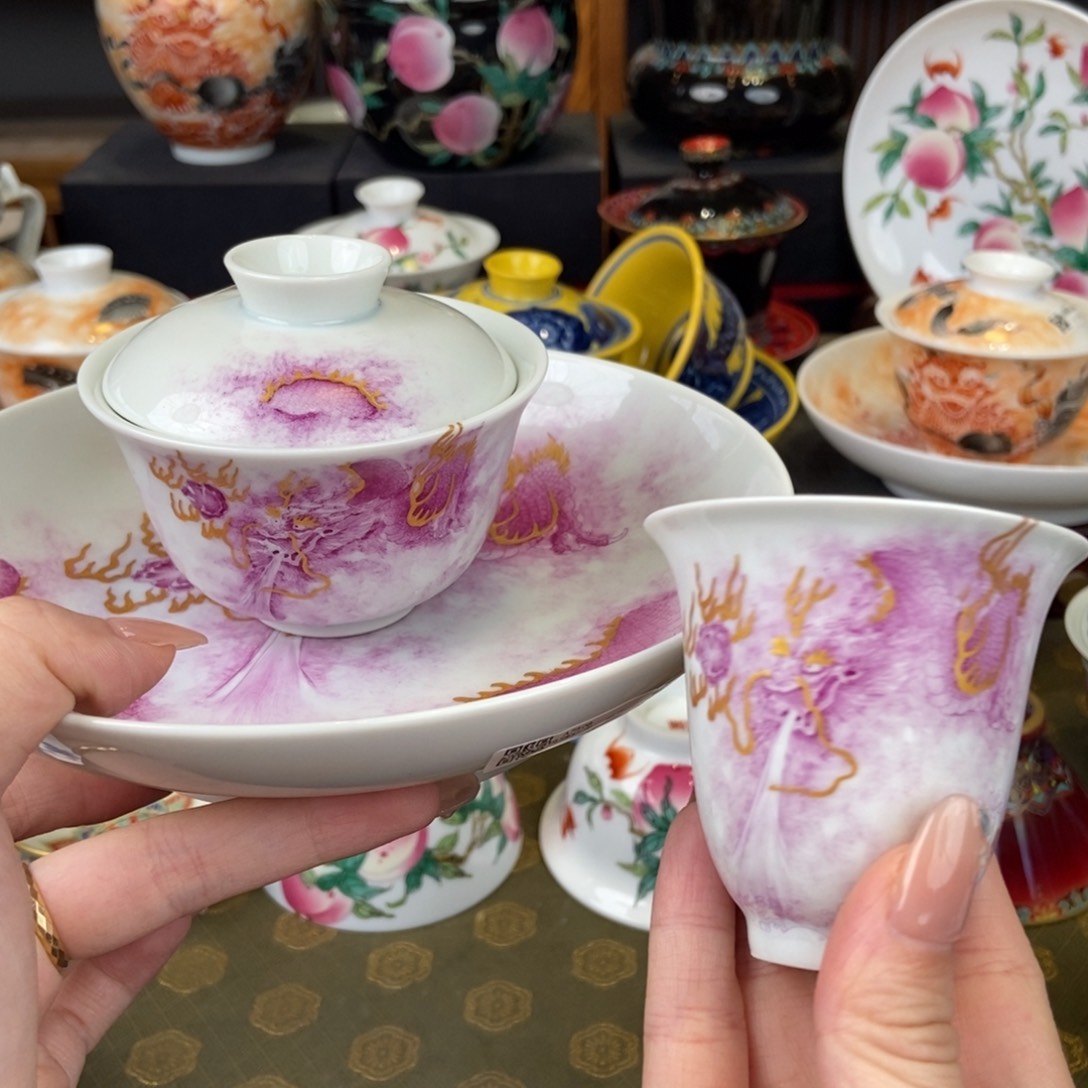 亲爱的老婆们快来加入我们一起看电影的