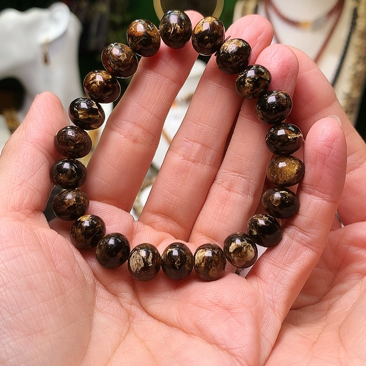 琥珀裸石未镶嵌刘**水抚顺琥珀