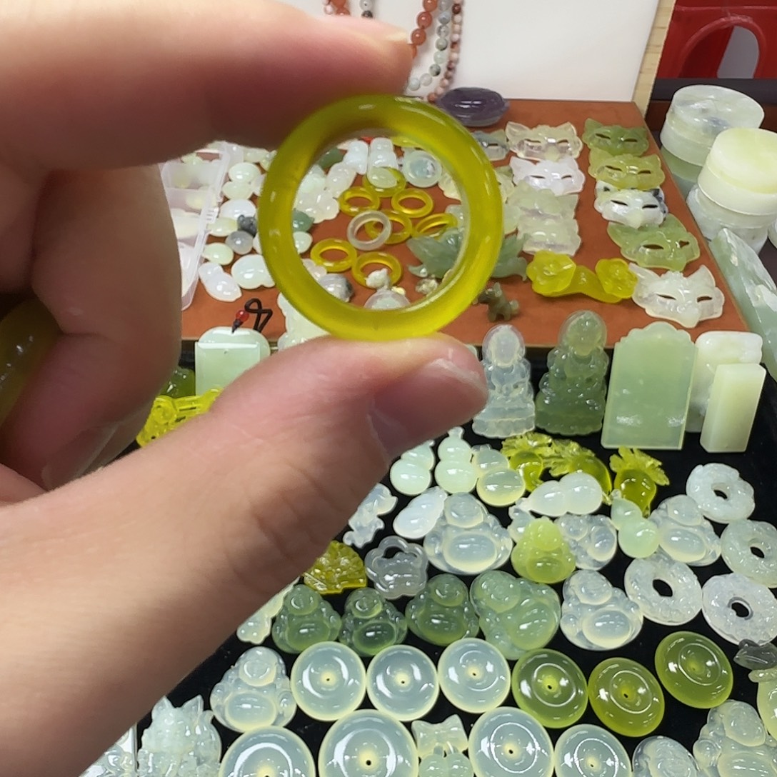 蛇纹石玉合金颈饰
