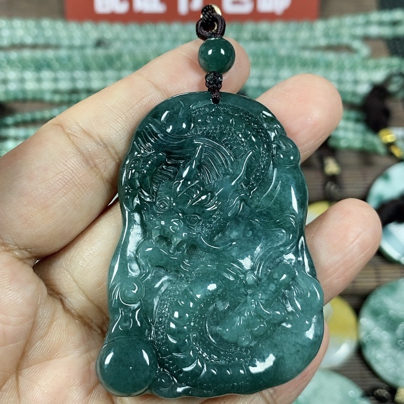 【闪购商品】翡翠颈饰未镶嵌玉吊坠翡翠玉随性龙牌