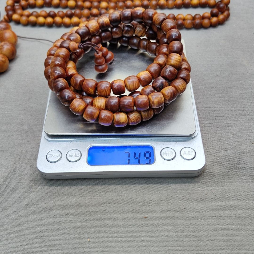 j***v1.0黑金刚老邢珠一条。。。