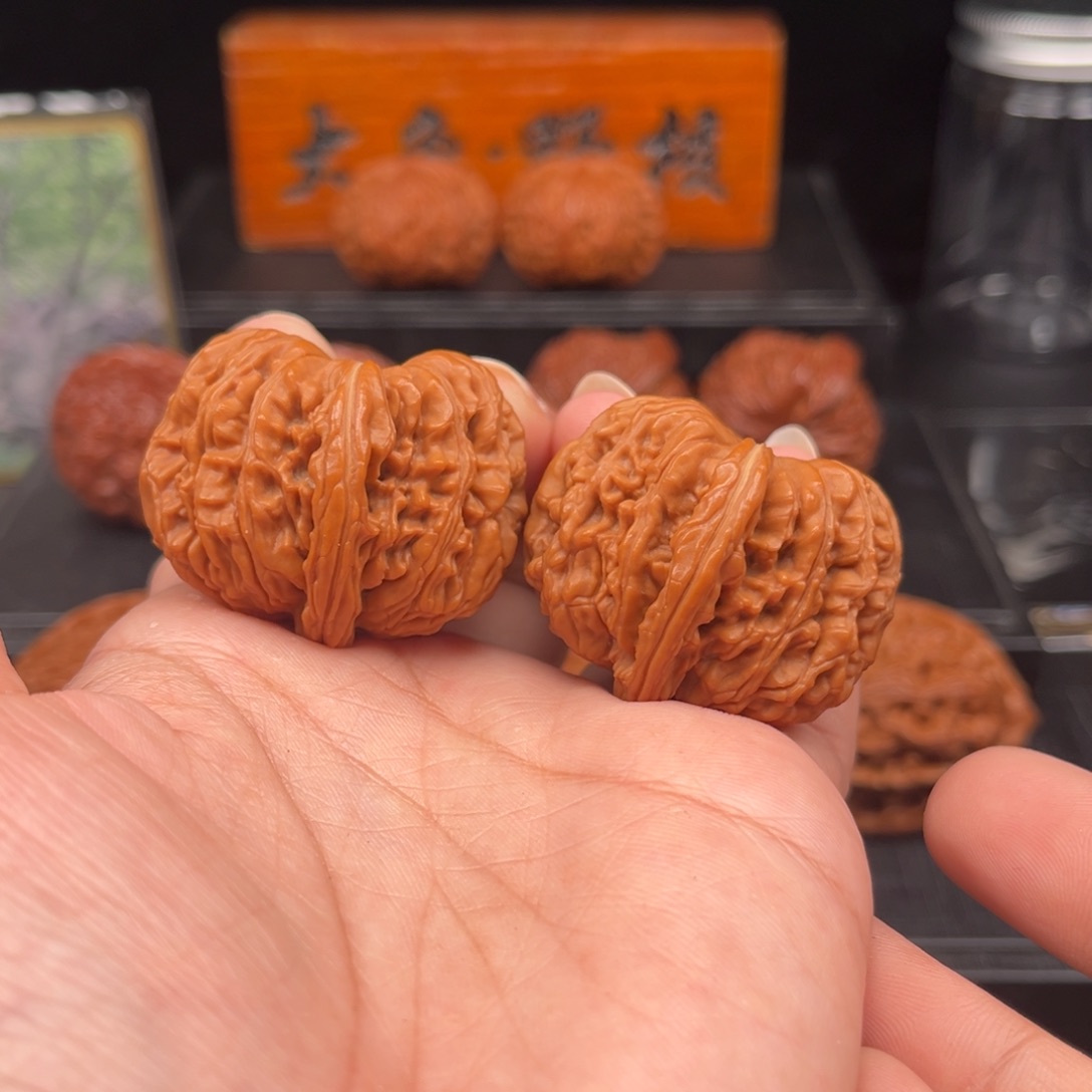 【闪购商品】文玩核桃吊坠拱桥楼