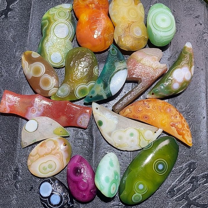 杨***竹玛瑙/玉髓合金颈饰