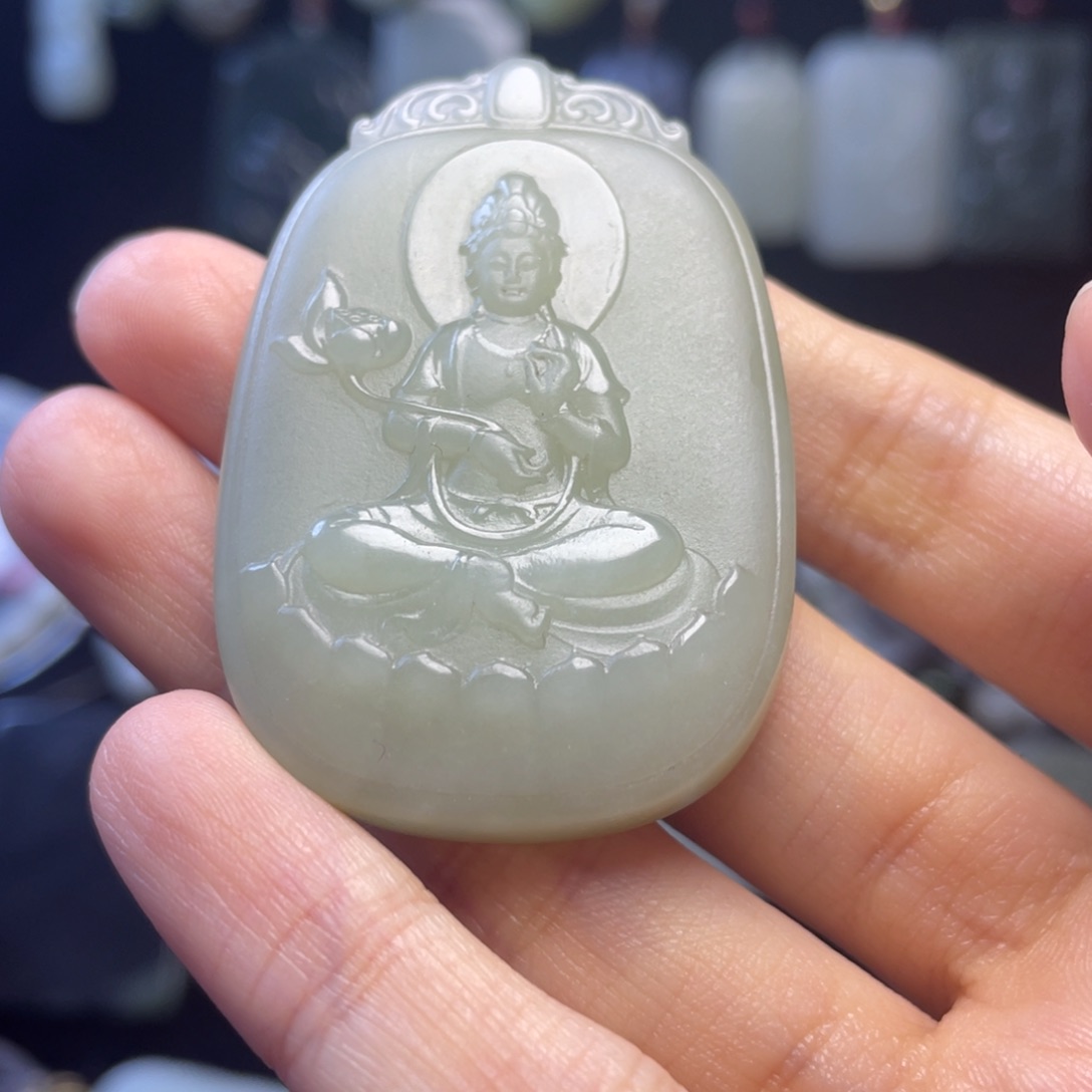 和田玉未镶嵌项链