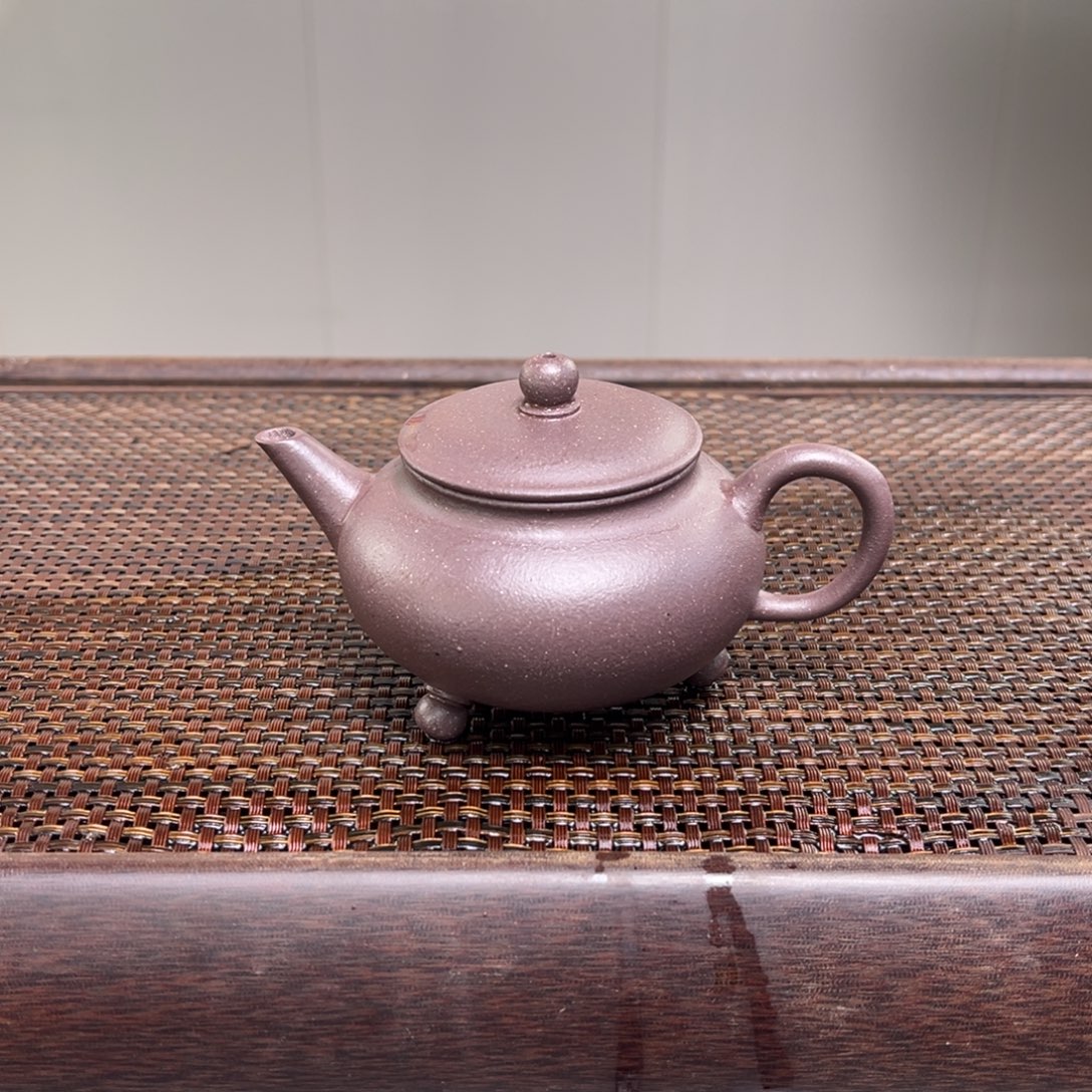 茶壶紫砂汽修厂和机械设备