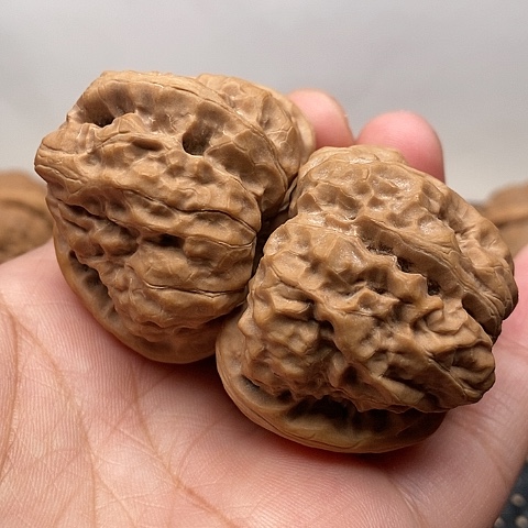 文玩核桃把件边44四开