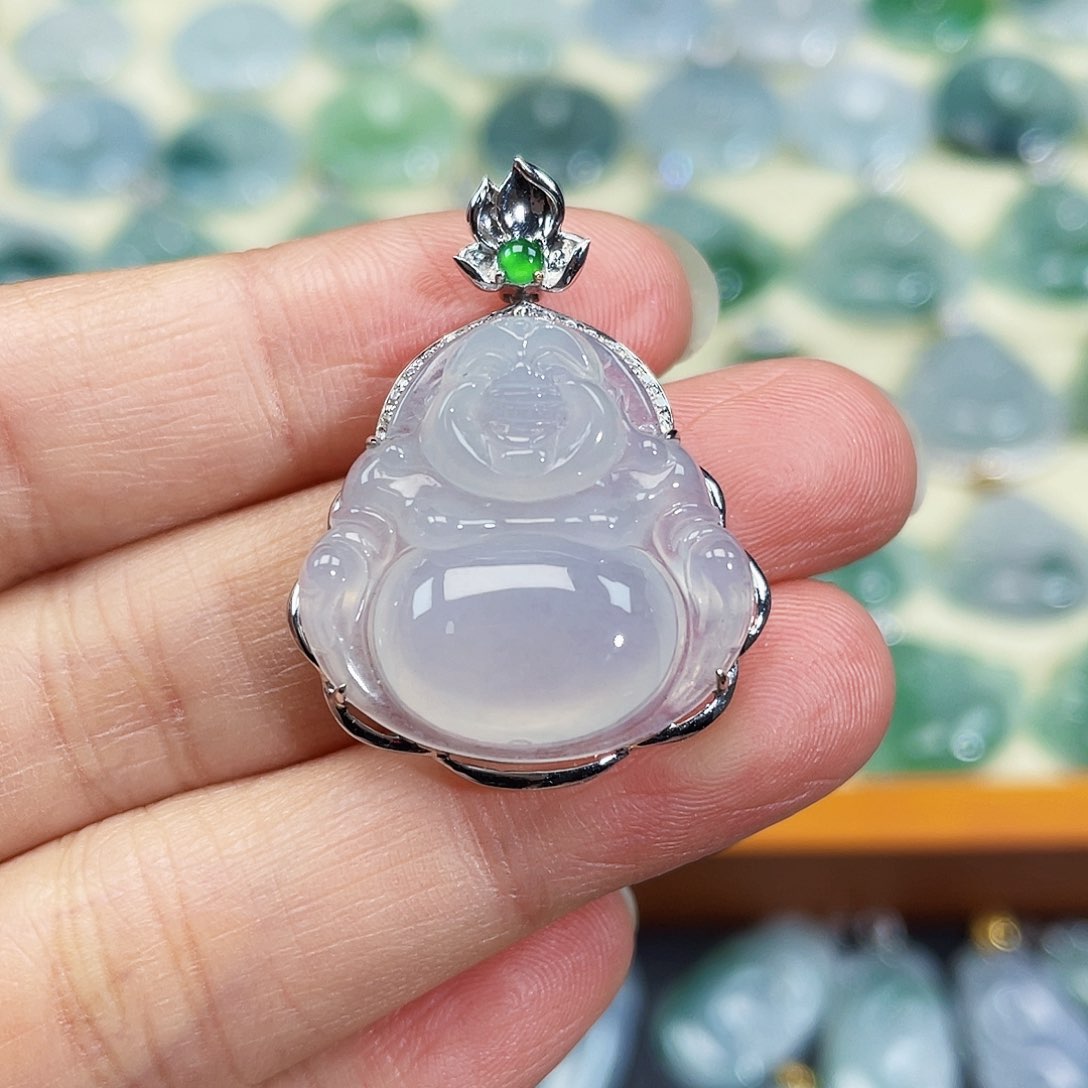 翡翠颈饰18K金镶嵌吊坠