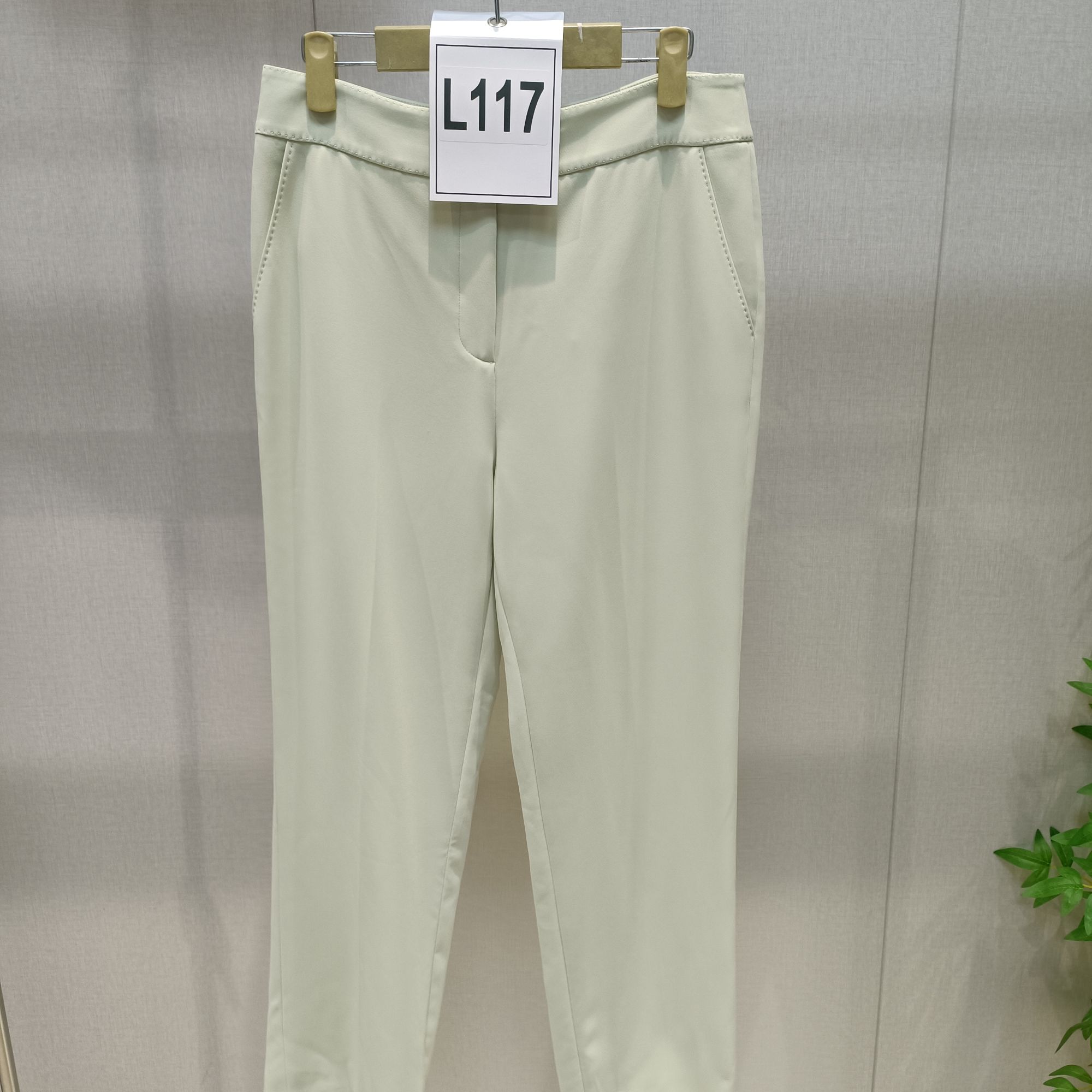 L117/Laur*l纱感直筒长裤LWD204K01100