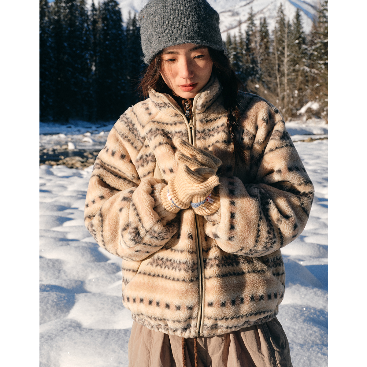 章鱼家【新年穿搭】小个子夹克冬季分割羔羔毛外套女宽松短外套oct