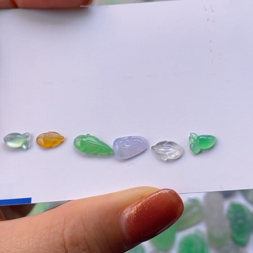 【闪购商品】定制翡翠未镶嵌手链