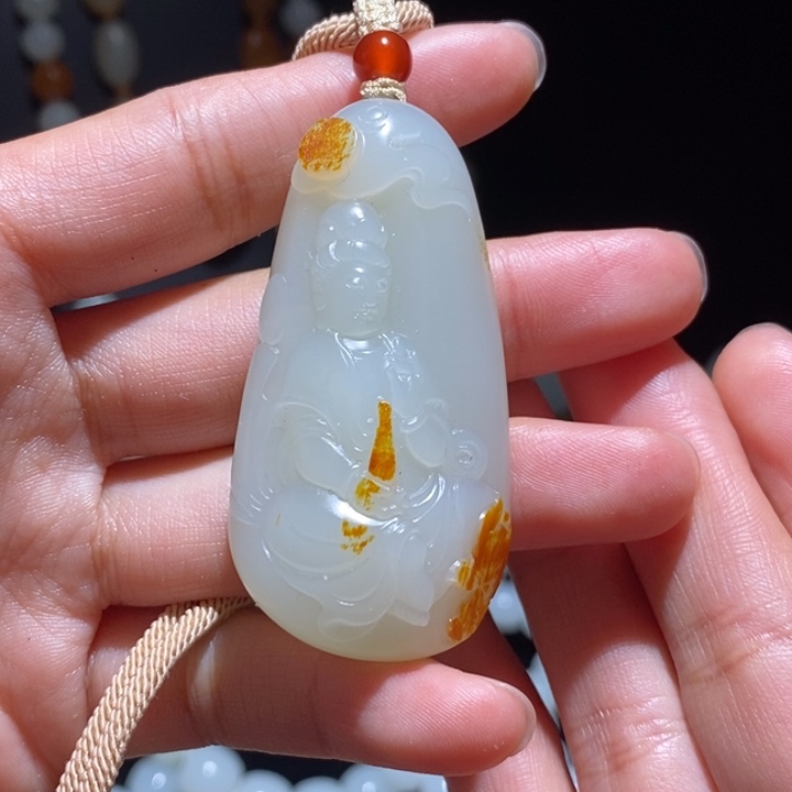 业***渣和田玉未镶嵌颈饰