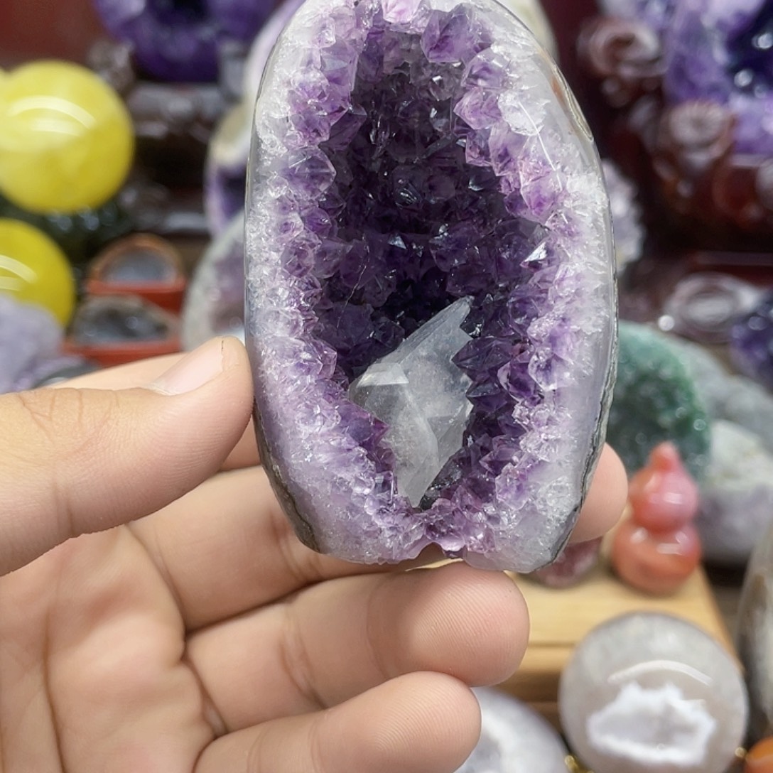 未镶嵌大型摆件（非配饰）紫晶