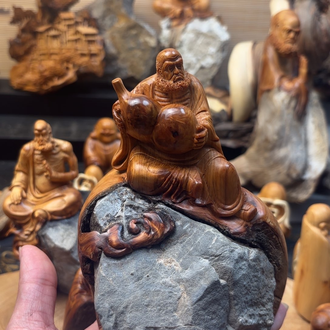 事***为柏木太行崖柏手工雕刻