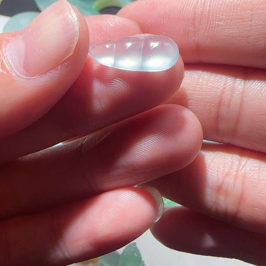 定制翡翠未镶嵌天然翡翠福豆