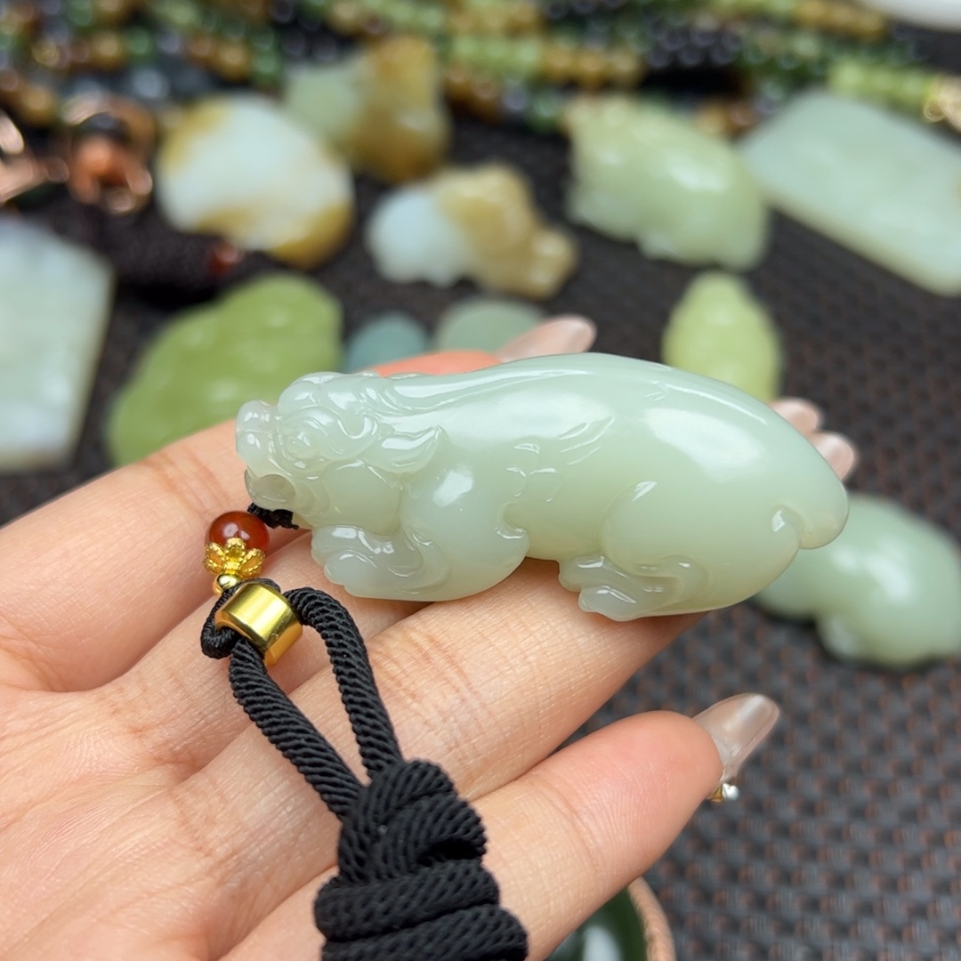 和田玉手串未镶嵌