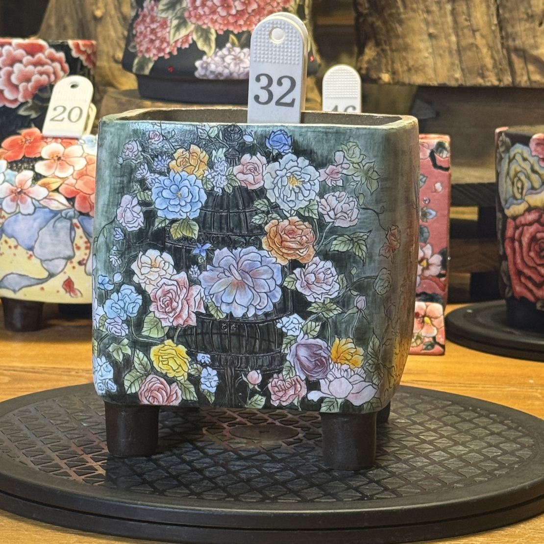 Lo 手绘花盆单只