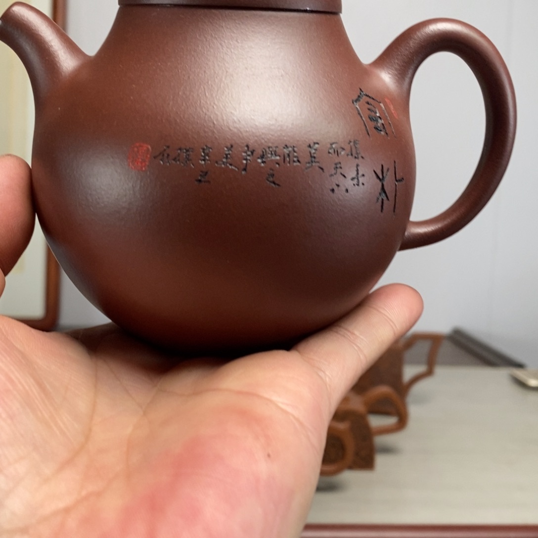 紫砂茶壶原矿泥料传统工艺制作