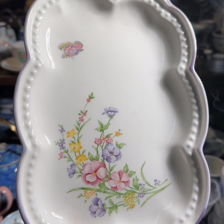 满18米包邮，默认微瑕谨慎参拍，不退不换