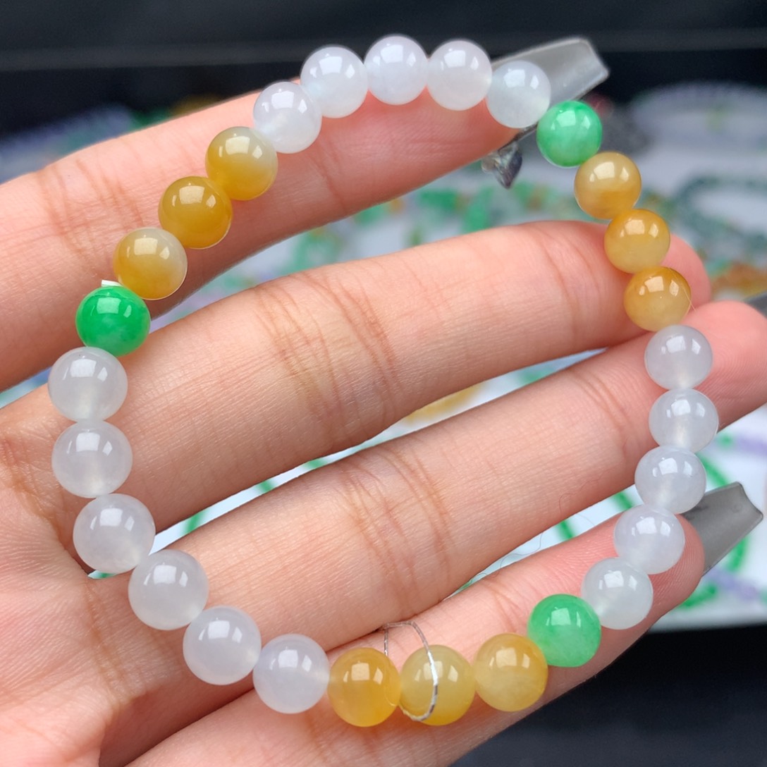 翡翠手链未镶嵌卡