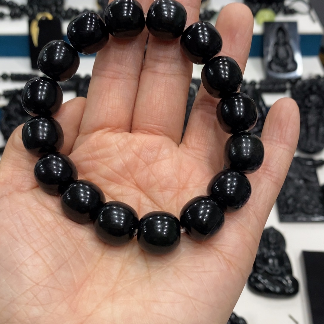 用***4蛇纹石玉未镶嵌手串